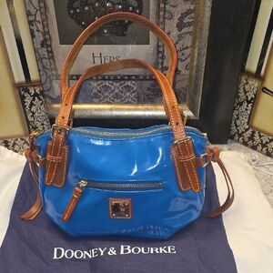 EUC. LIKE NEW Dooney and Bourke Patent Leather Satchel w/ British Tan Straps